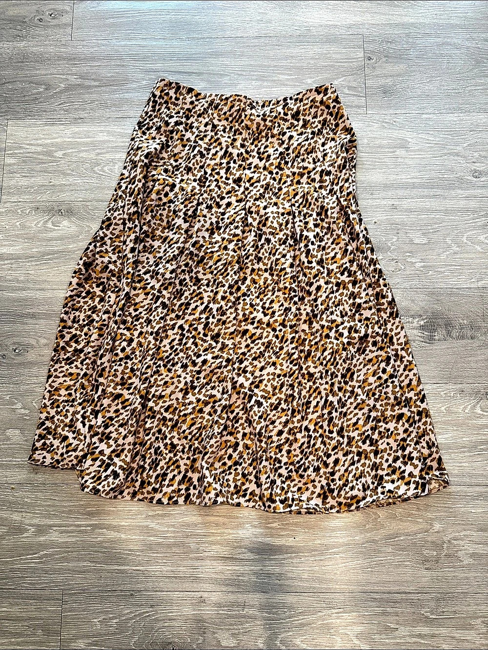 Ann Taylor Animal Print A-Line Skirt in Brown & White Size 6 Like New
